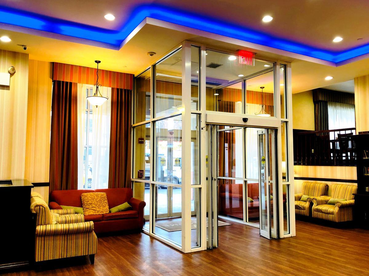 Hotel Queens County And Nueva York